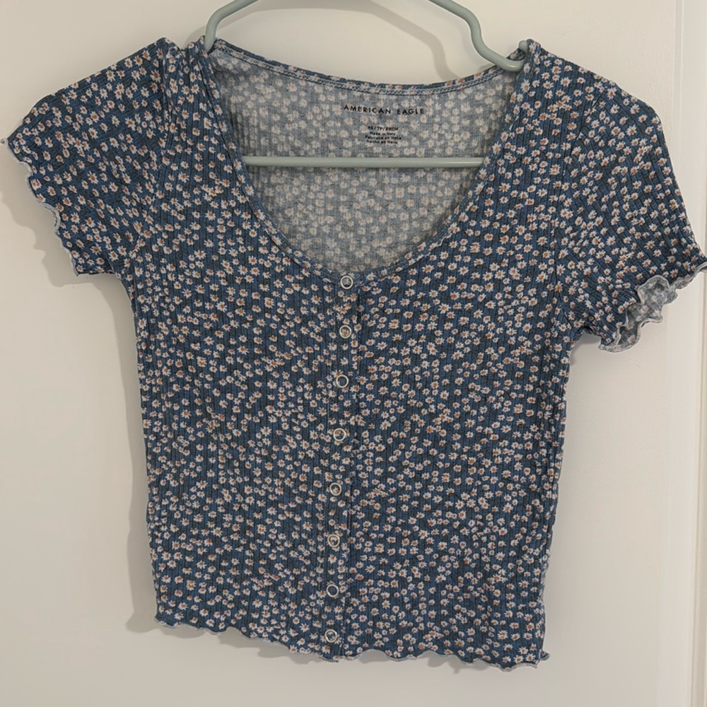 AE Button Up Scalloped Baby Tee